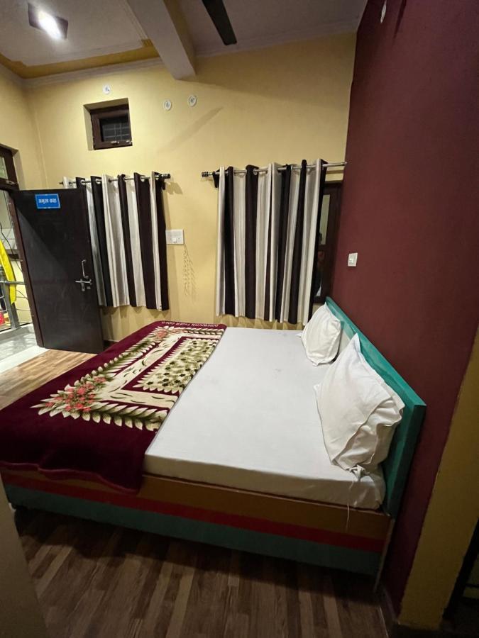 Girish Alay Home Stay Rudraprayāg Esterno foto