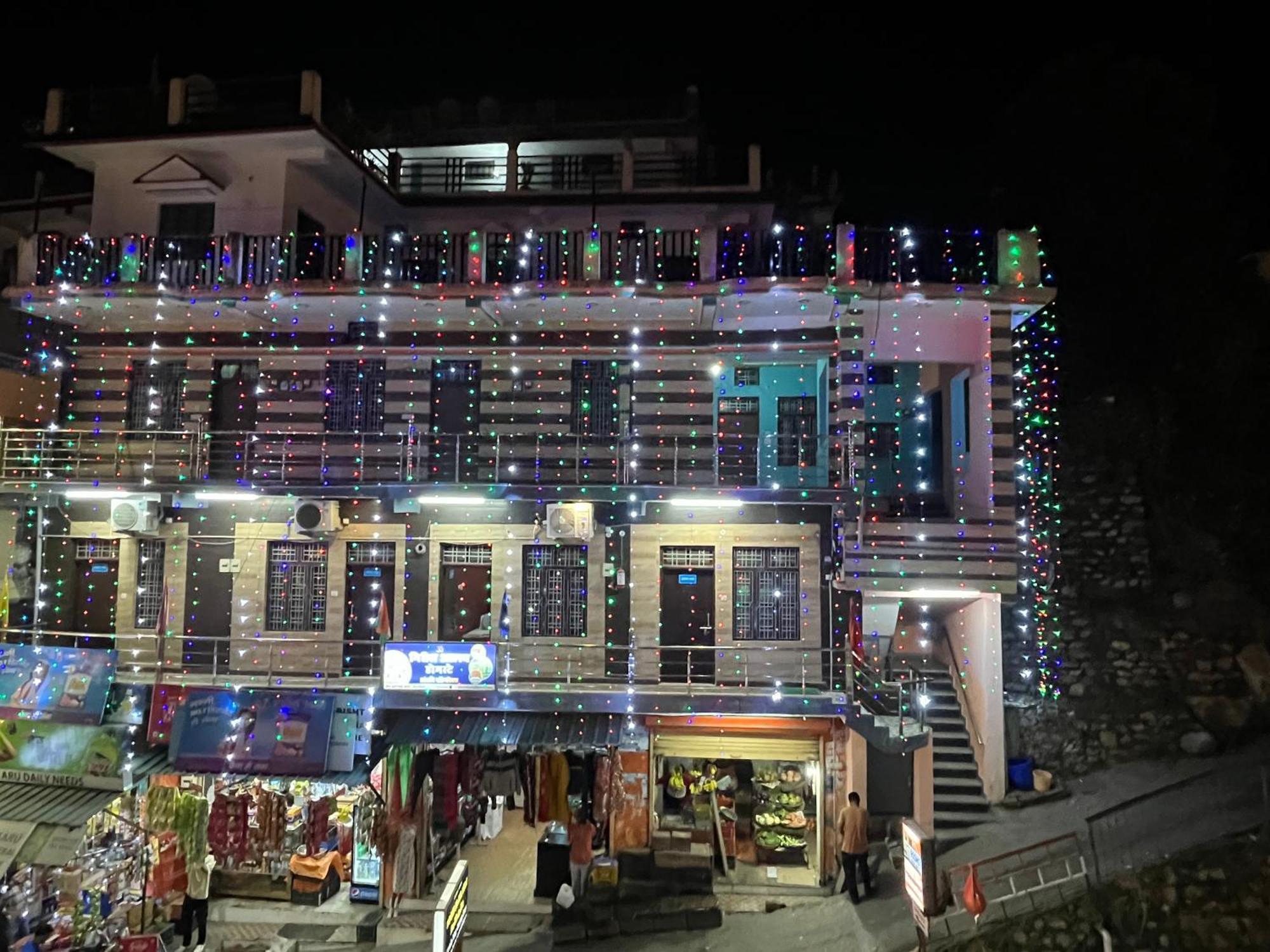 Girish Alay Home Stay Rudraprayāg Esterno foto